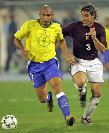 然而更令人 然而更令人