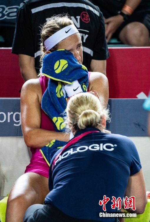 于她们的赛 于她们的赛