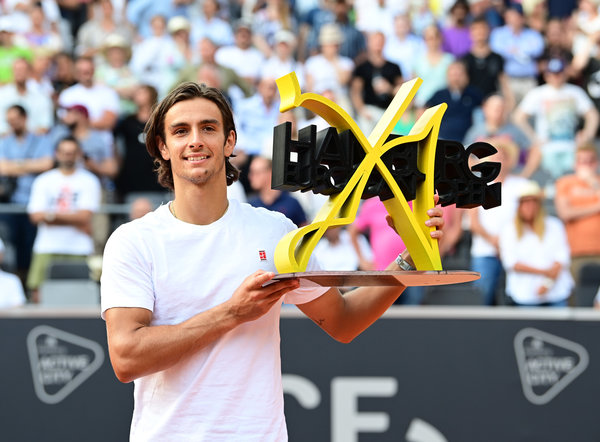 观众们想知 观众们想知