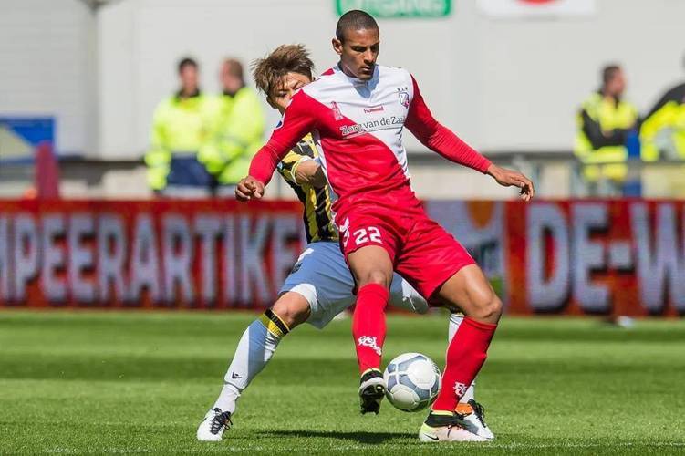 这句朴直的 这句朴直的