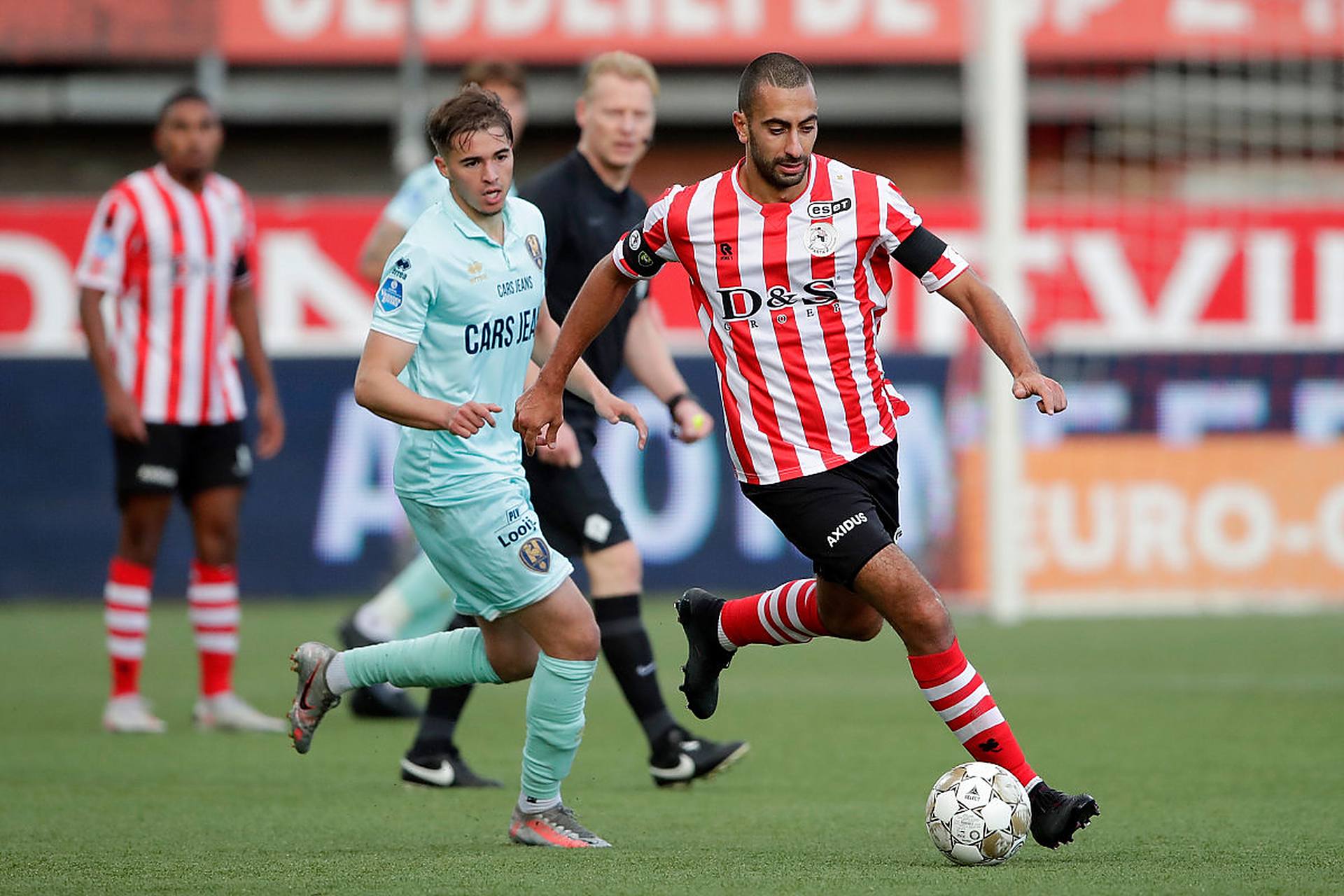 活力前锋完 活力前锋完